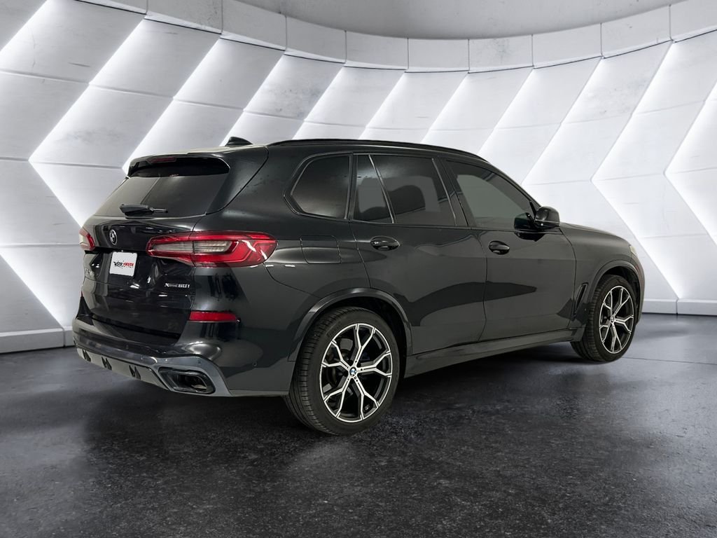 Used 2019 Black BMW xDrive50i image 4