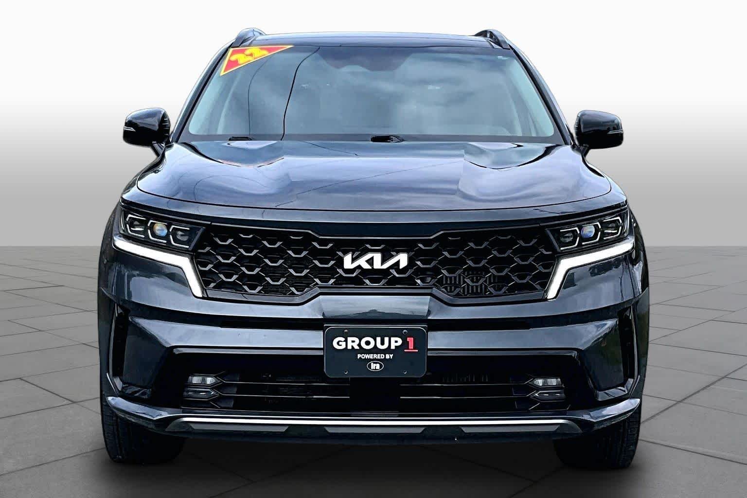 Used 2022 Gravity Grey Kia SX image 4