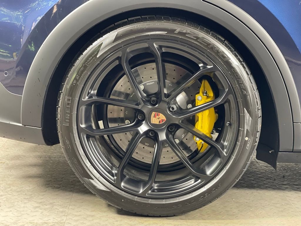 2025 Porsche Cayenne Coup Turbo GT - Photo 12