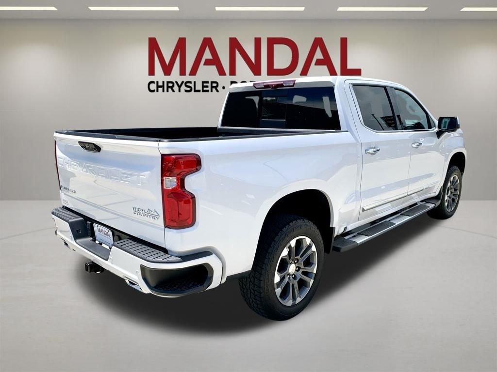 Used 2023 Beige Chevrolet High Country image 6