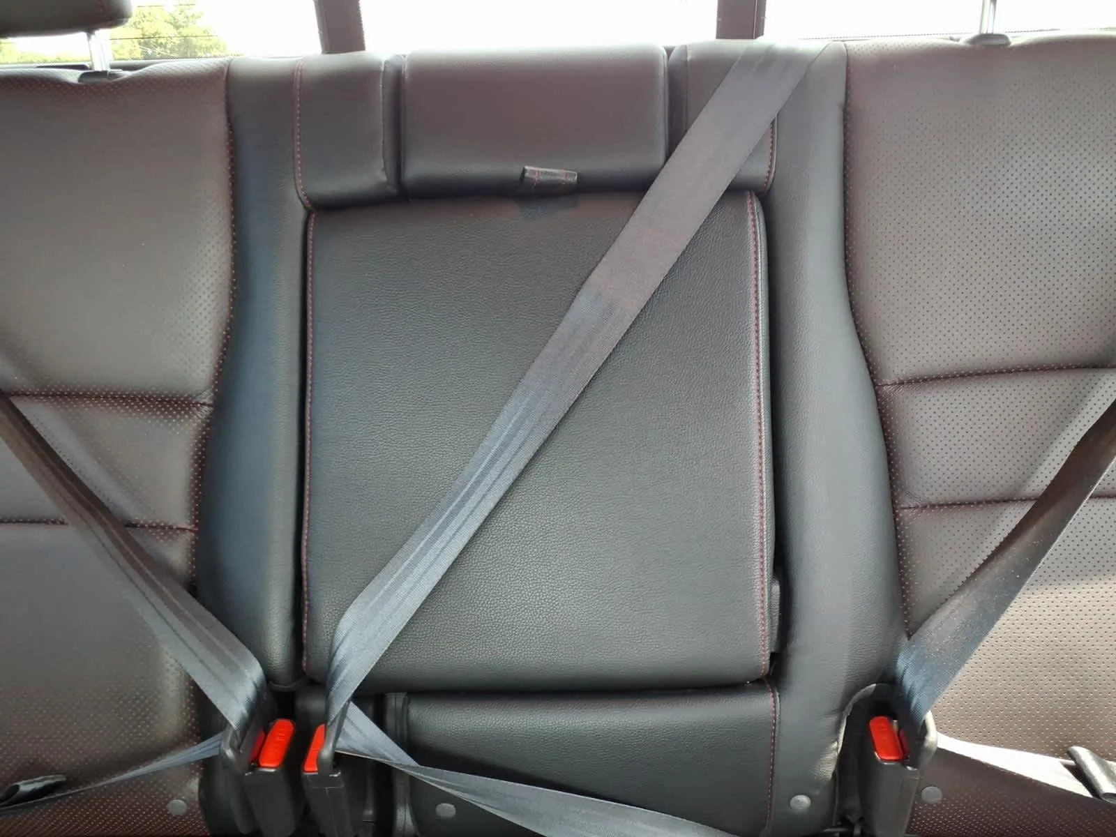 Used 2019 Crystal Black Pearl Honda Black Edition image 19