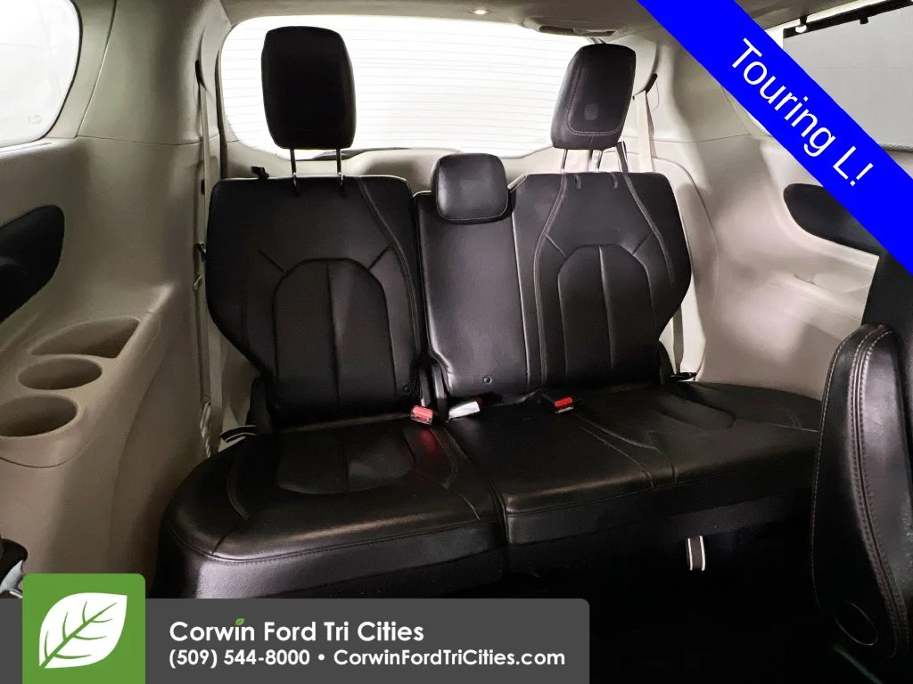 Used 2020 Bright White Clearcoat Chrysler Touring L image 16