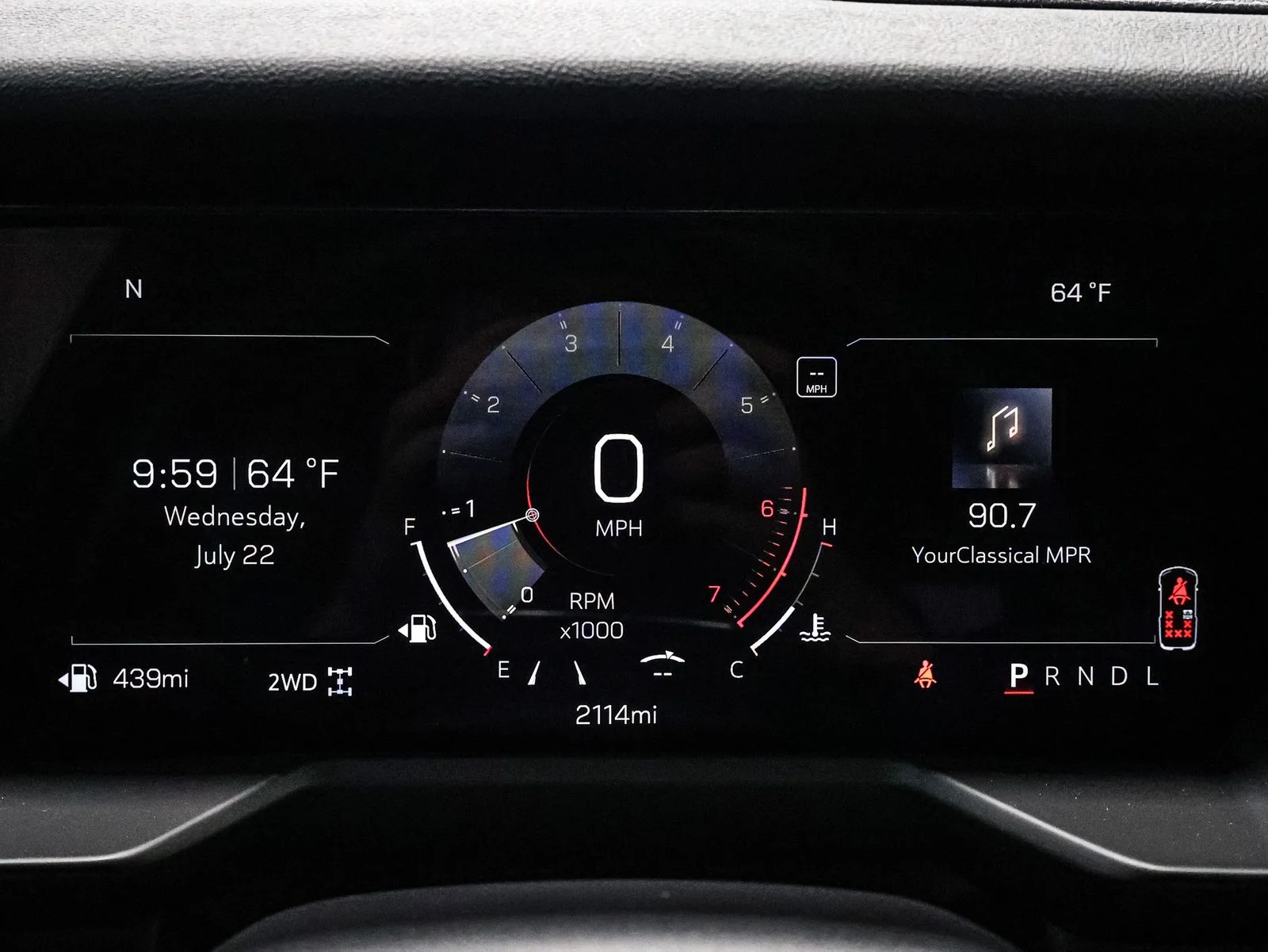 New 2026 White GMC Elevation image 39