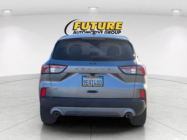 Used 2022 Silver Ford SE image 5