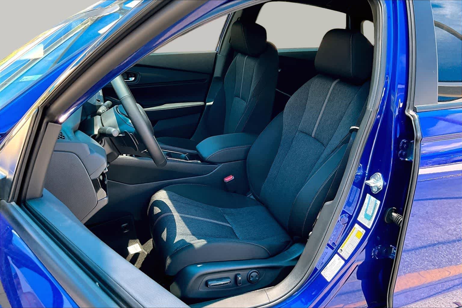 New 2026 Still Night Pearl Honda Sport Hybrid image 9