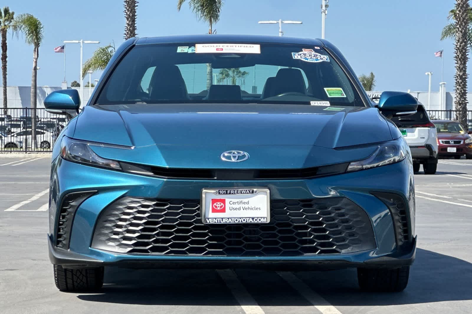 Used 2025 Ocean Gem Toyota SE image 9