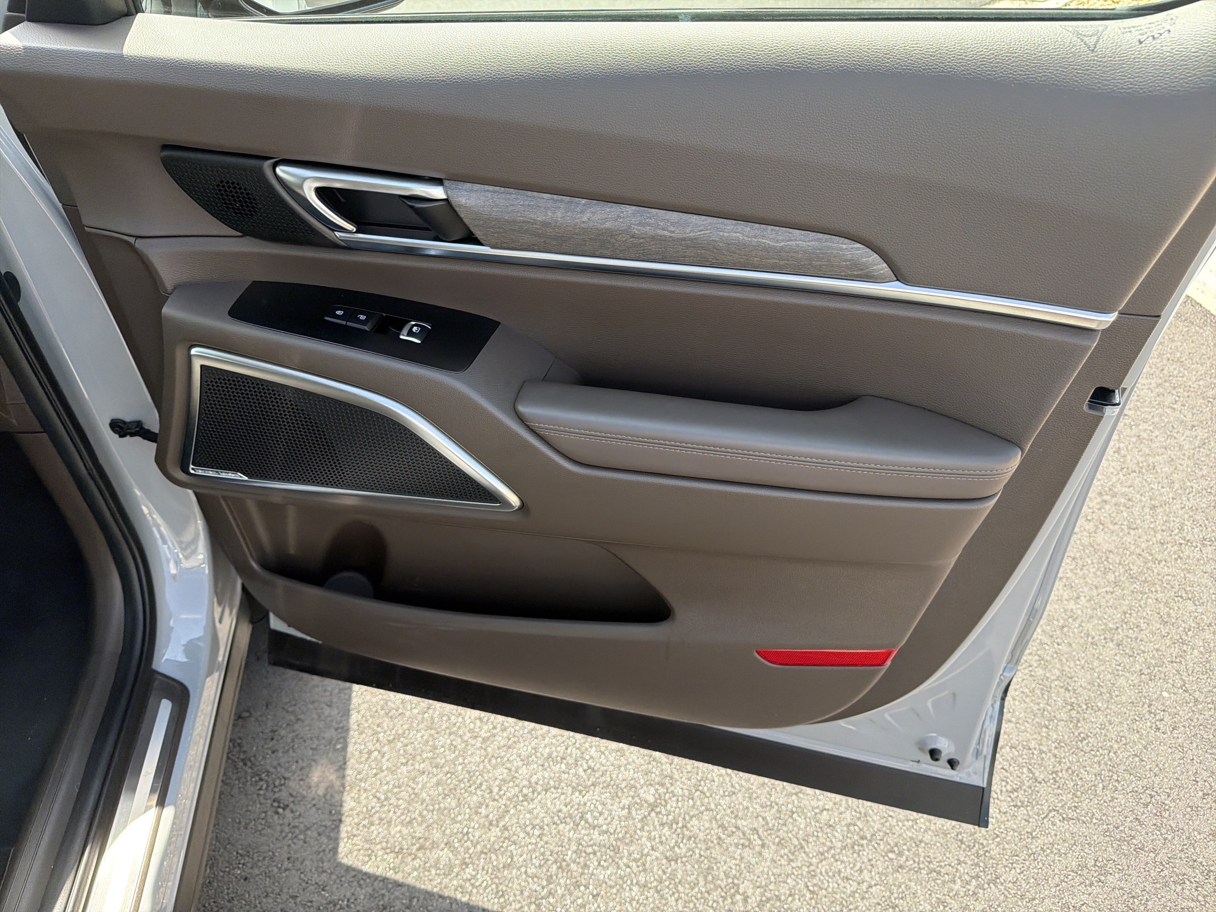 Certified Used 2022 Wolf Gray Kia SX image 14