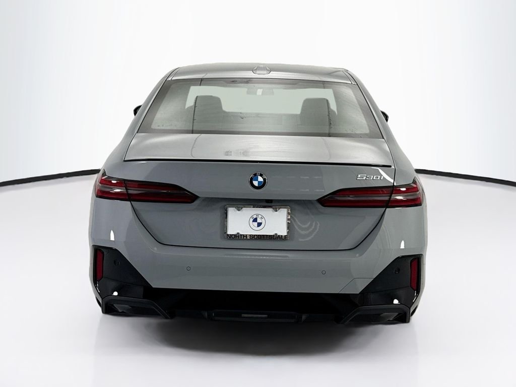Used 2027 Gray Metallic BMW 530i image 6