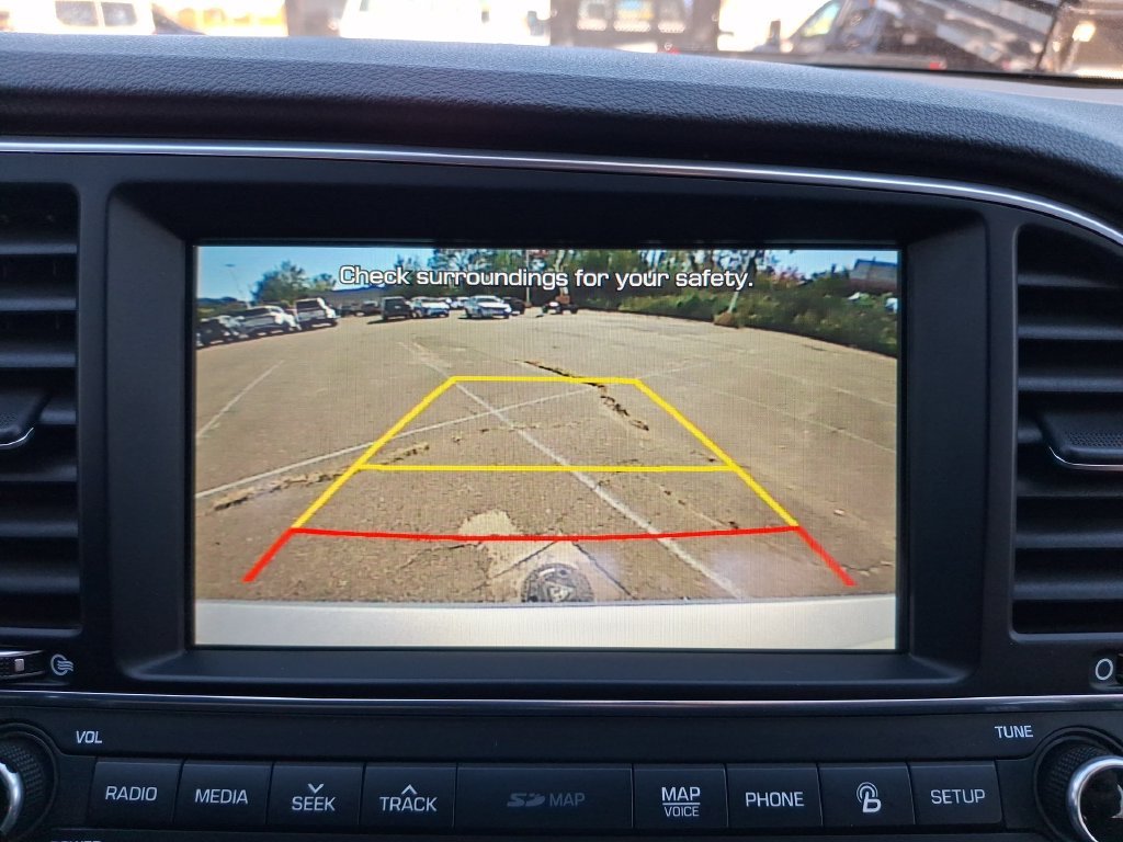 Used 2017 Silver Hyundai Sport image 24