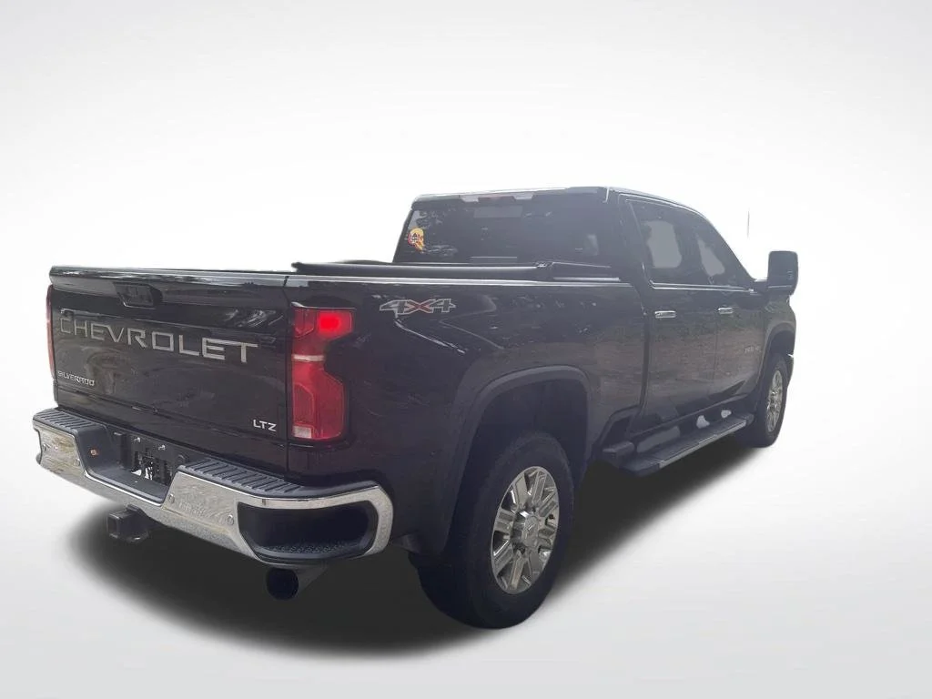 Used 2025 Black Chevrolet LTZ image 8
