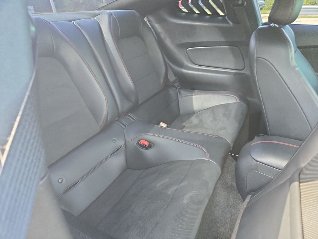 Used 2016 Magnetic Ford GT Premium image 27