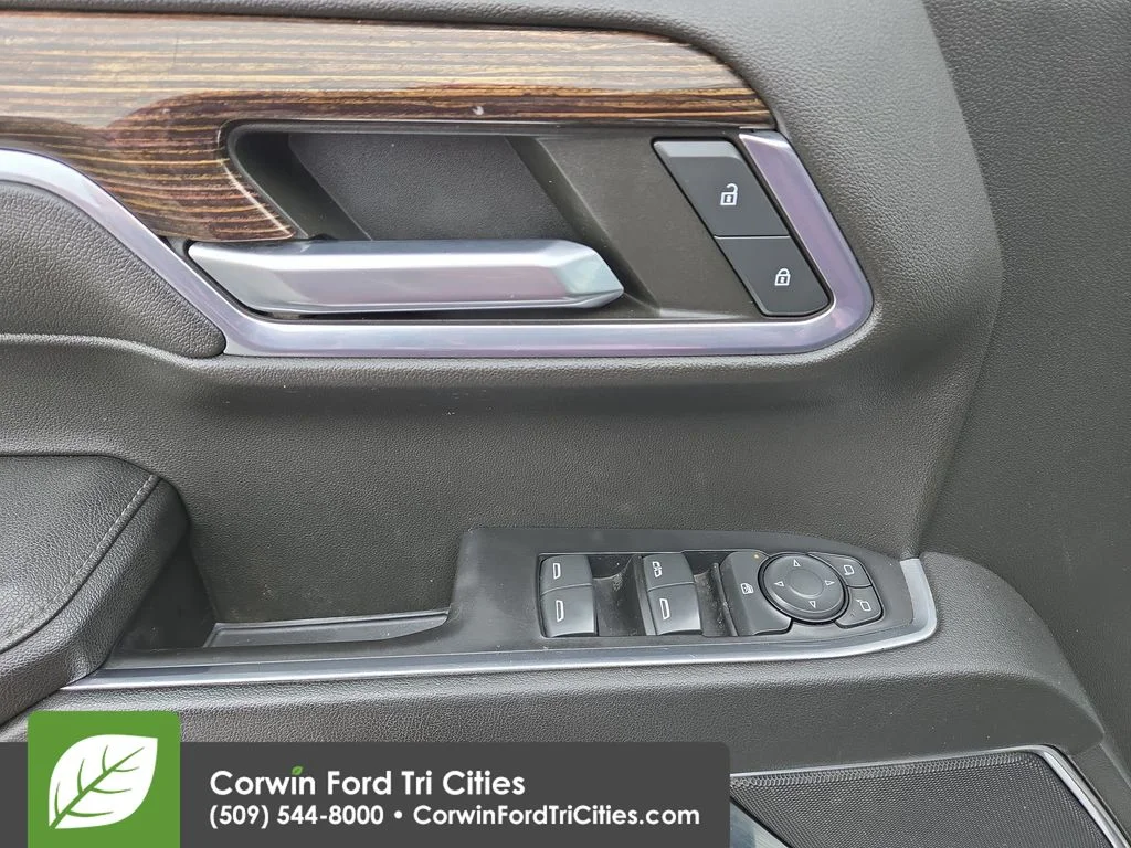 Used 2023 Summit White GMC Elevation image 15