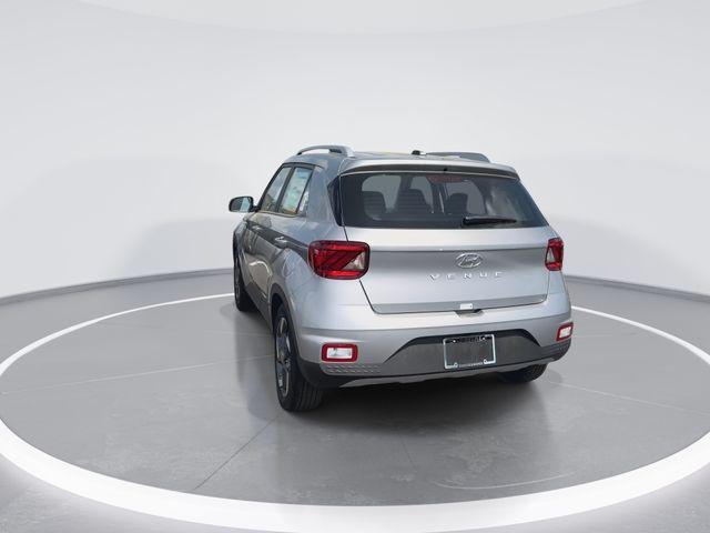 New 2026 Silver Hyundai SEL image 7