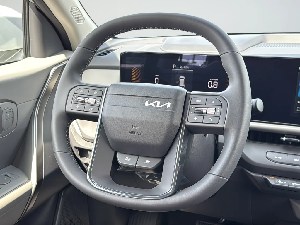 New 2027 Ivory Silver Kia LX image 15