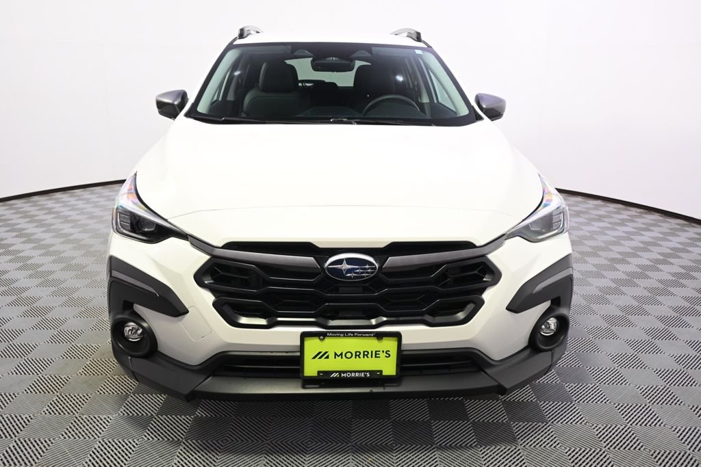 Used 2024 Crystal White Pearl Subaru Limited image 10