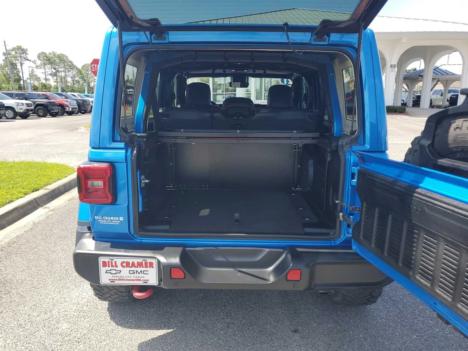 Used 2021  Jeep Unlimited Rubicon image 6