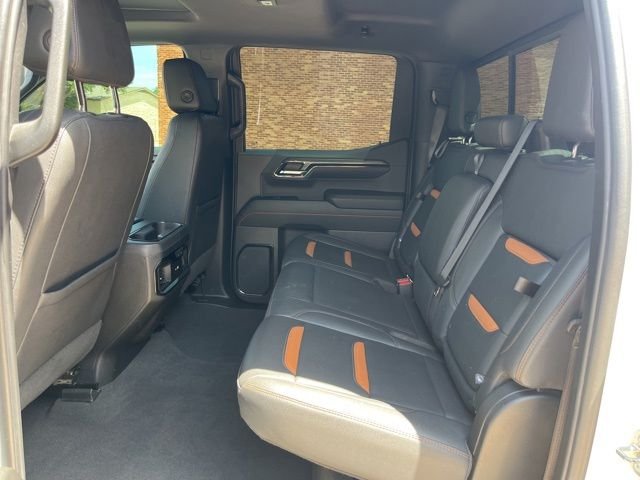Used 2024 White GMC AT4 image 22