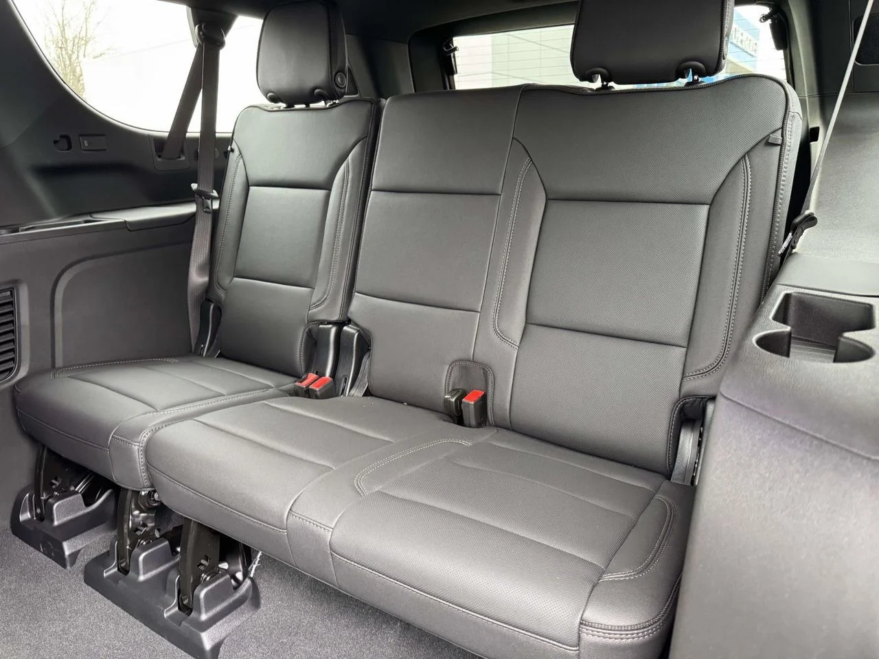 Used 2025 Black Chevrolet High Country image 10