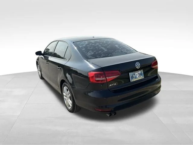 Used 2015 Black Volkswagen 2.0L S image 5