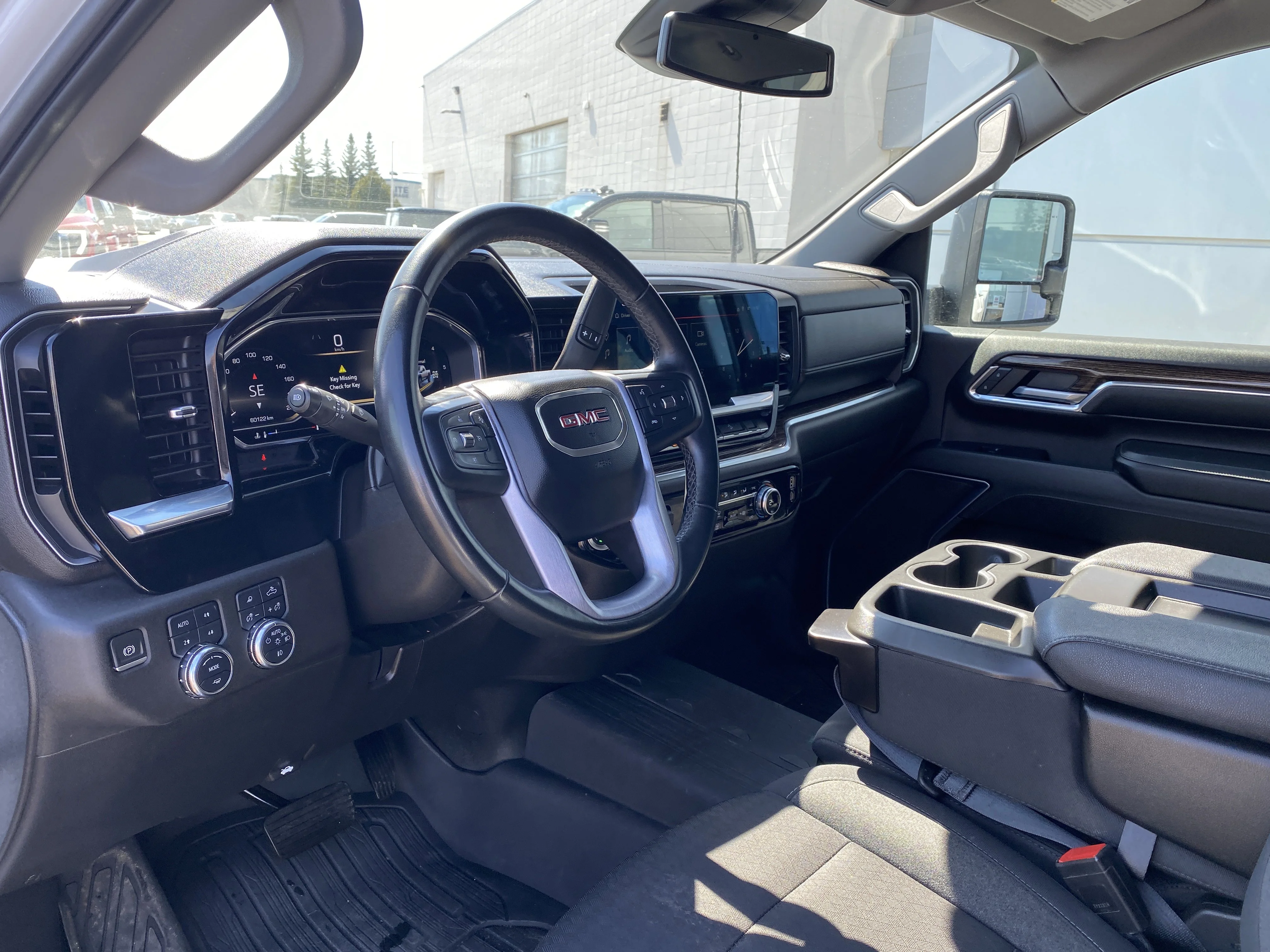 Used 2024 White GMC Crew Cab SLE image 9