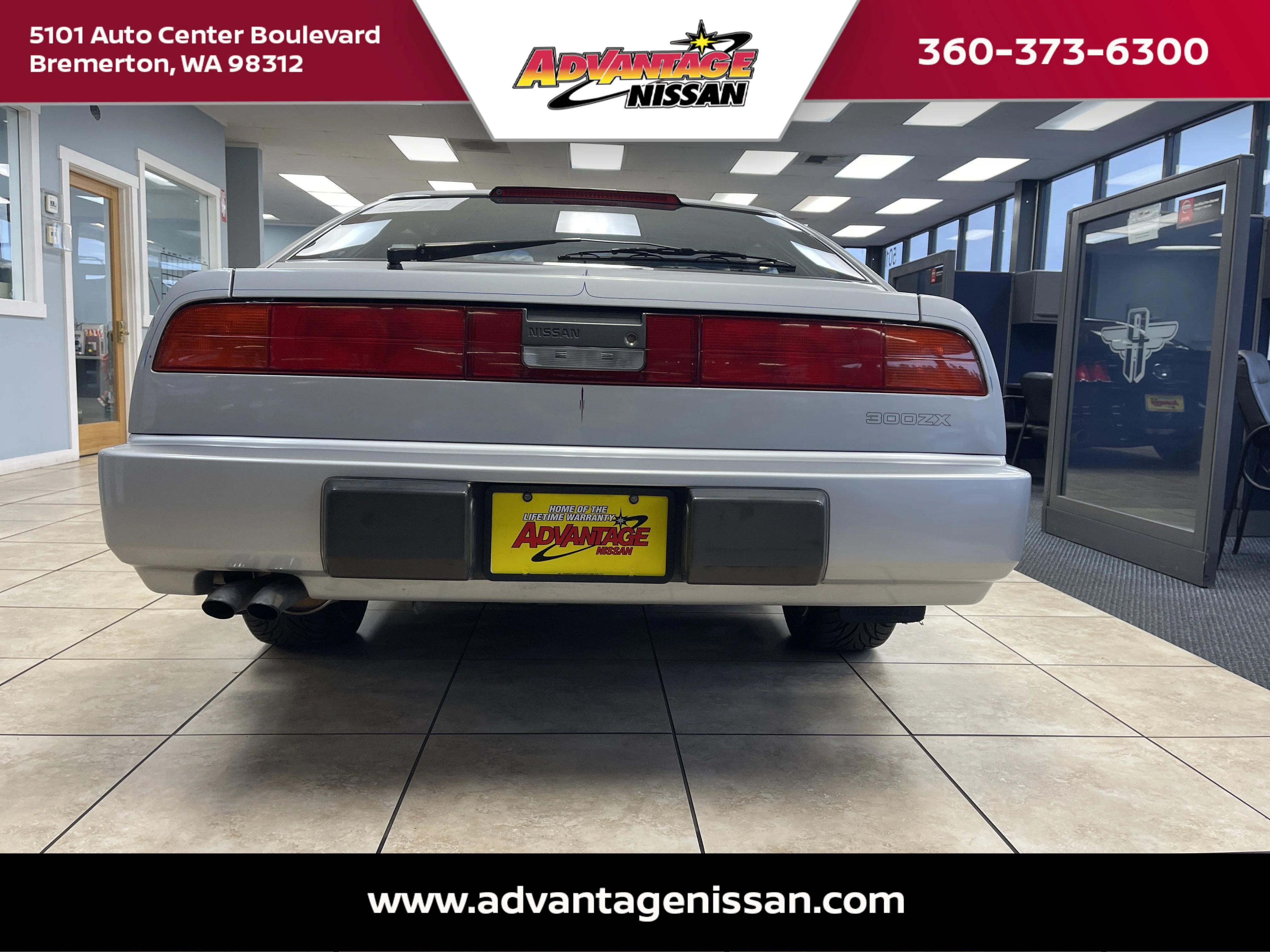 Used 1988 Silver Nissan GS image 4
