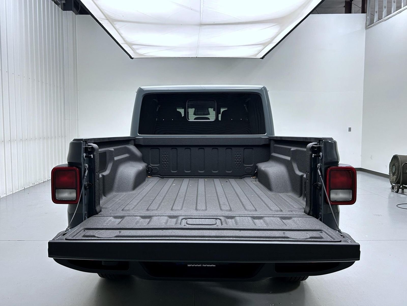 New 2026 Anvil Clearcoat Jeep Sport S image 21