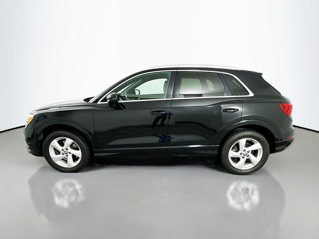 Used 2019 Mythos Black Metallic Audi 2.0T Premium image 8