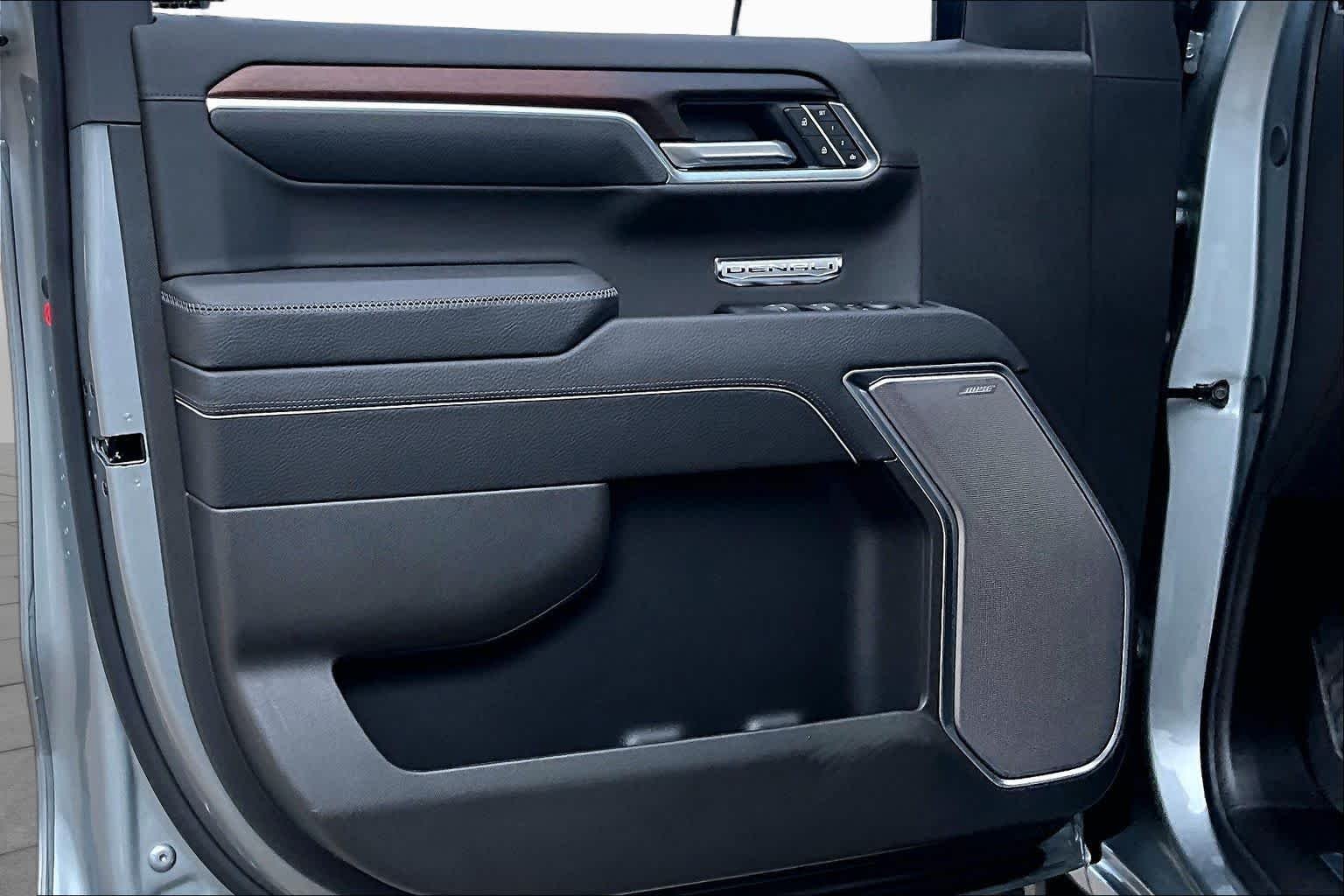 Used 2026 Sterling Metallic GMC Denali image 22