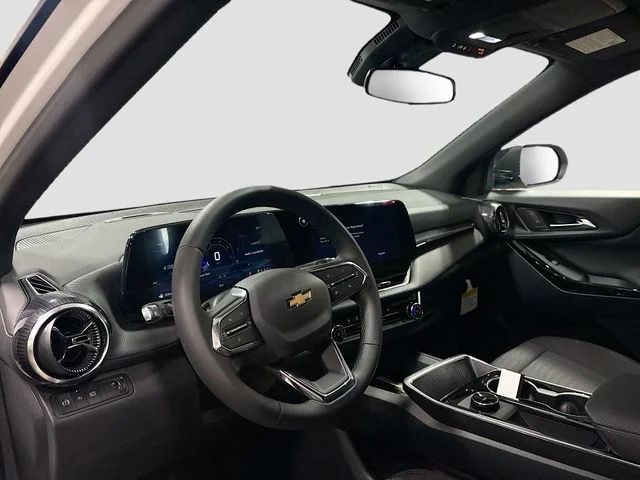2027 Chevrolet Equinox LT - Photo 12