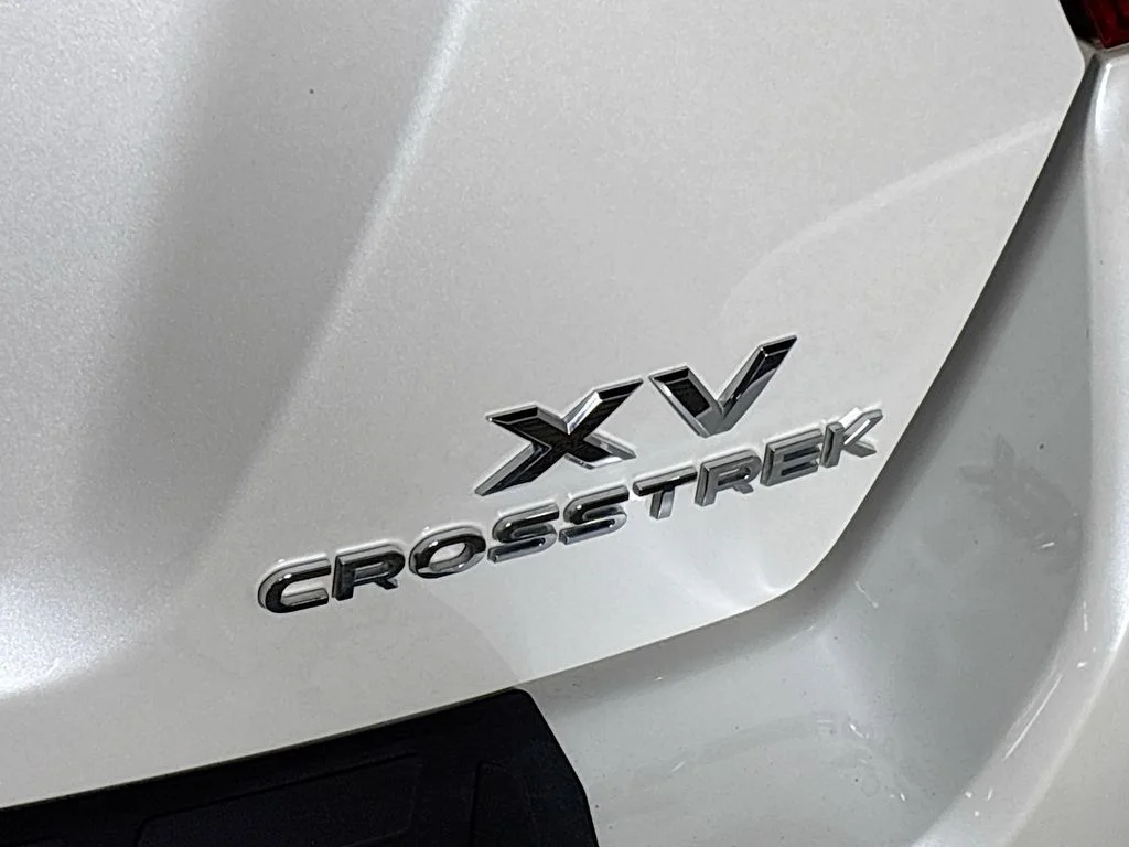 Used 2014 White Subaru 2.0i Limited image 23