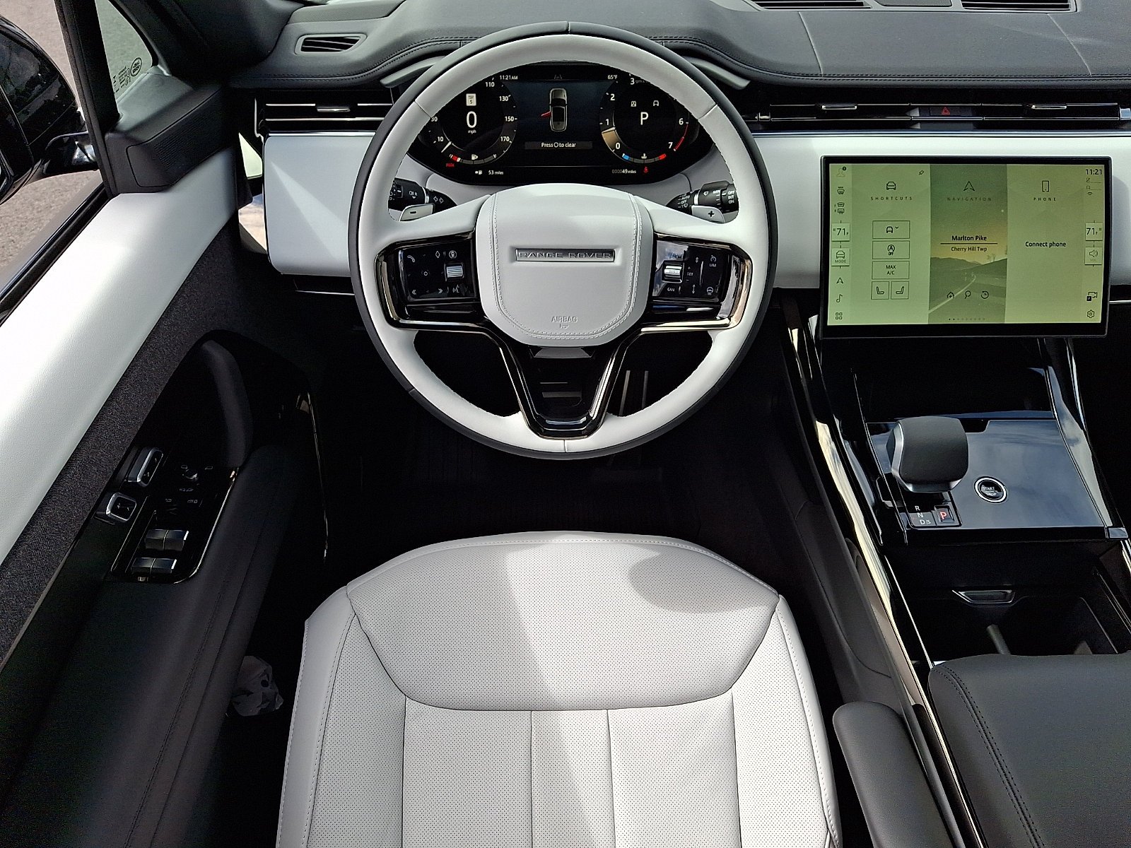 New 2027 Varesine Blue Land Rover Dynamic SE image 6
