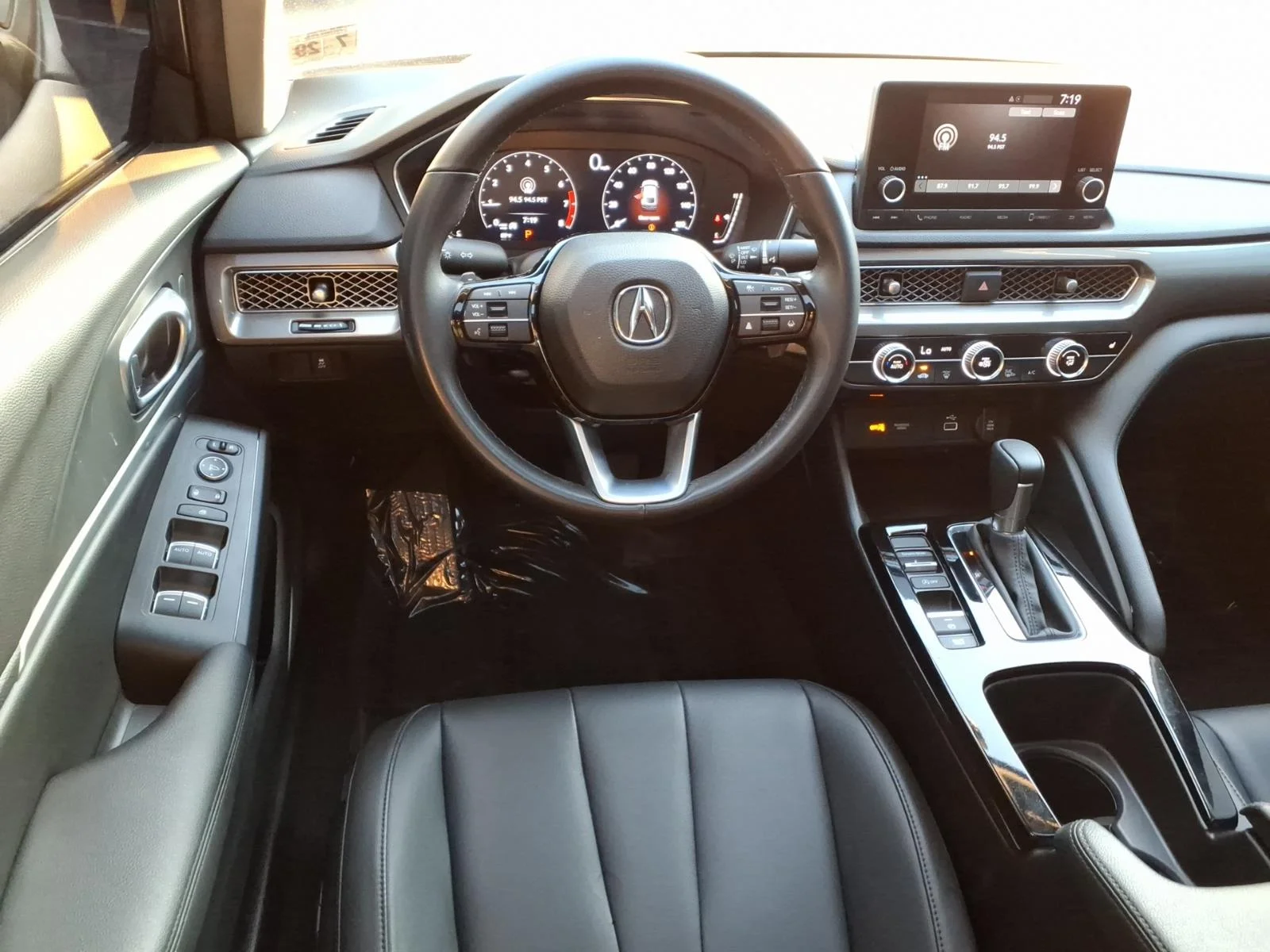 Used 2024 Liquid Carbon Metallic Acura INTEGRA image 8