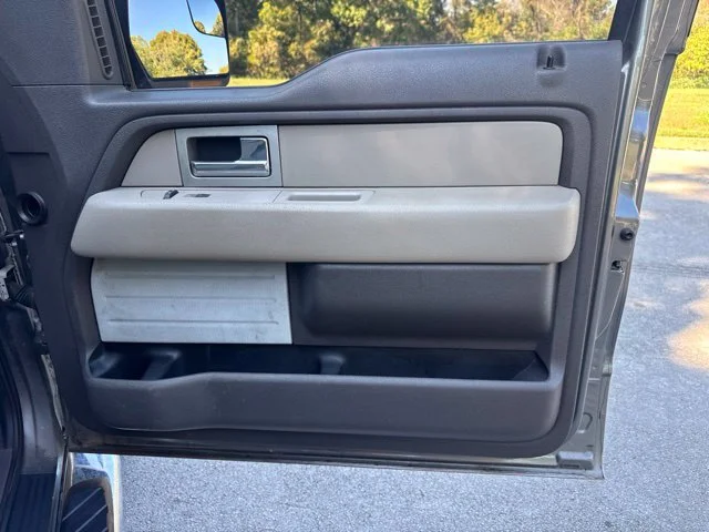 Used 2010 Gray Ford XLT image 9