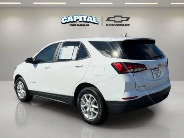 Used 2022 White Chevrolet LS image 3