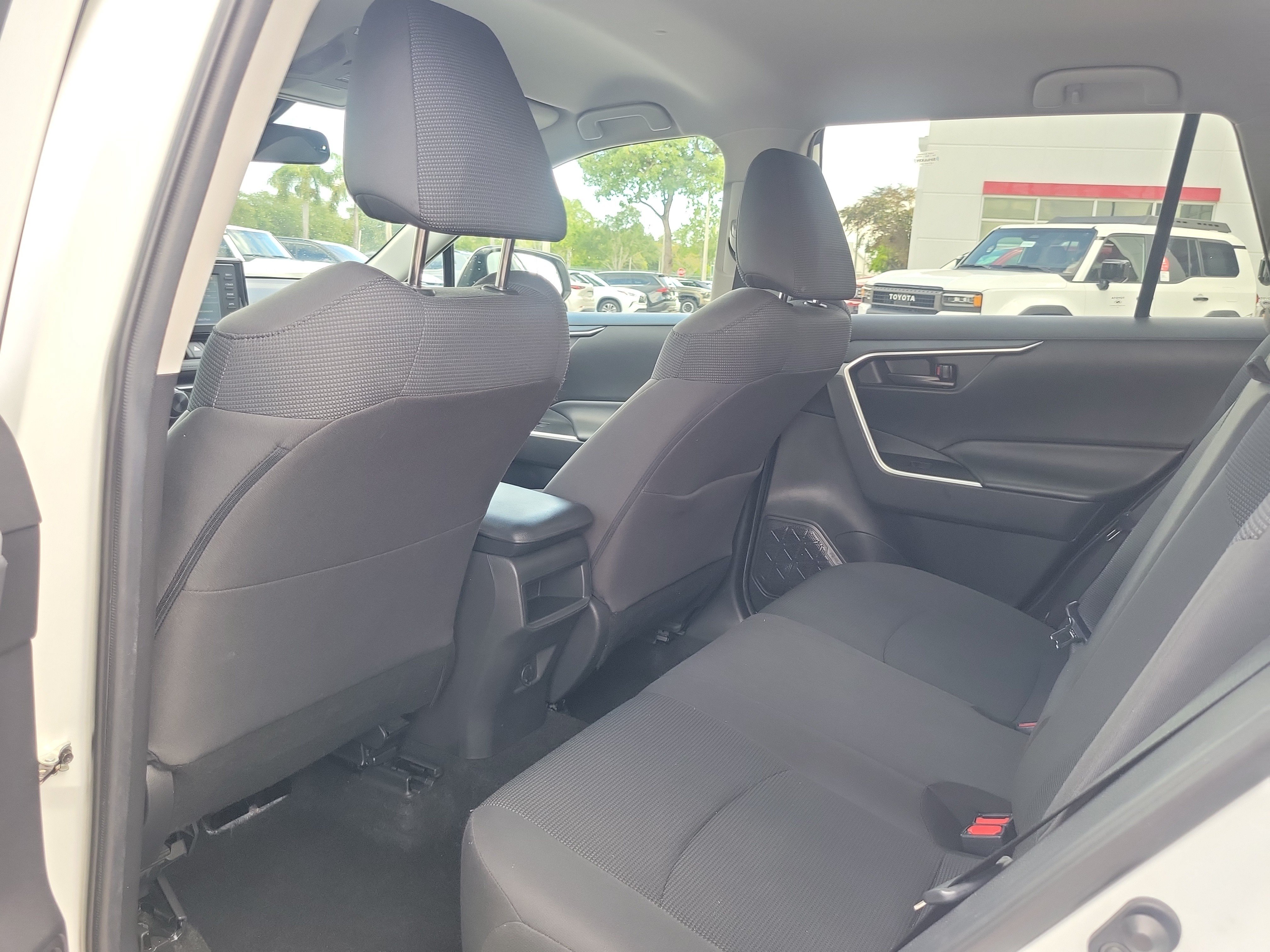 Used 2020 Super White Toyota LE image 11