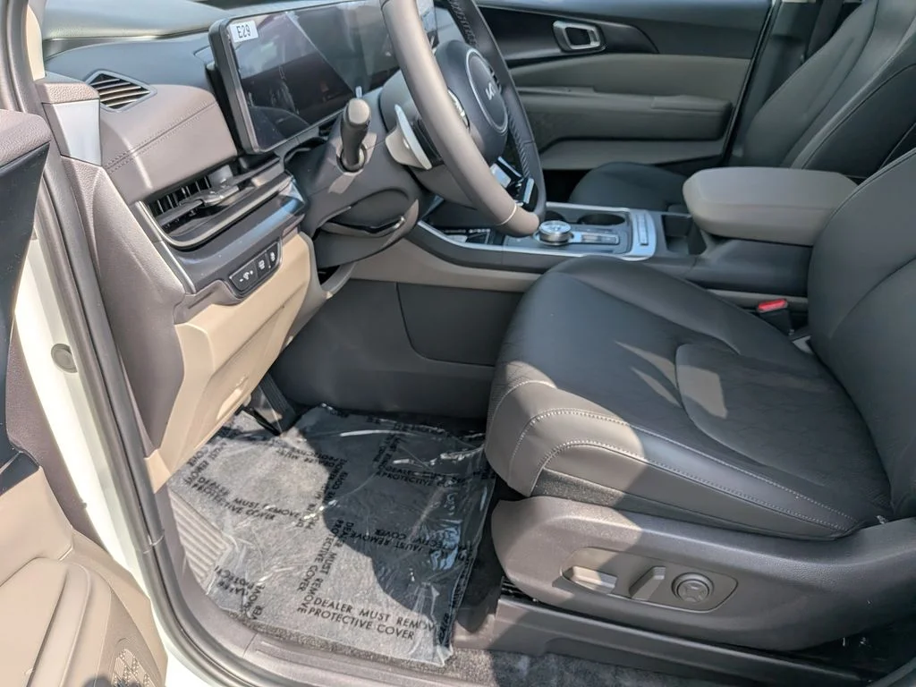 2026 Kia Carnival LXS - Photo 19