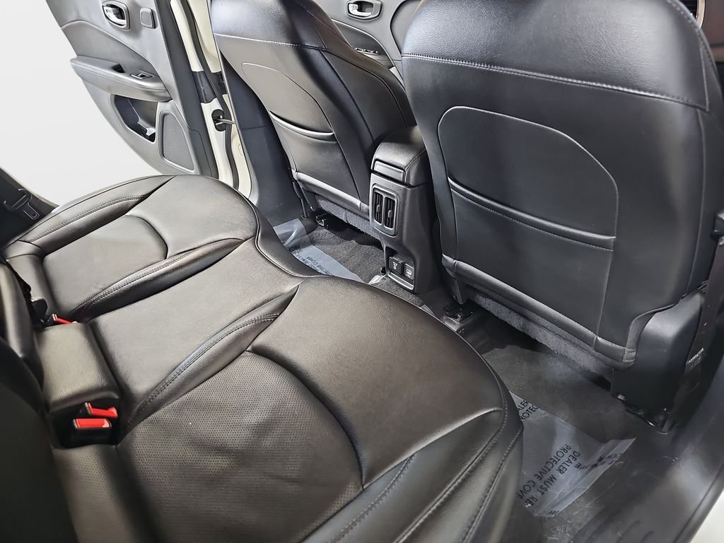 Used 2020 White Jeep High Altitude image 13
