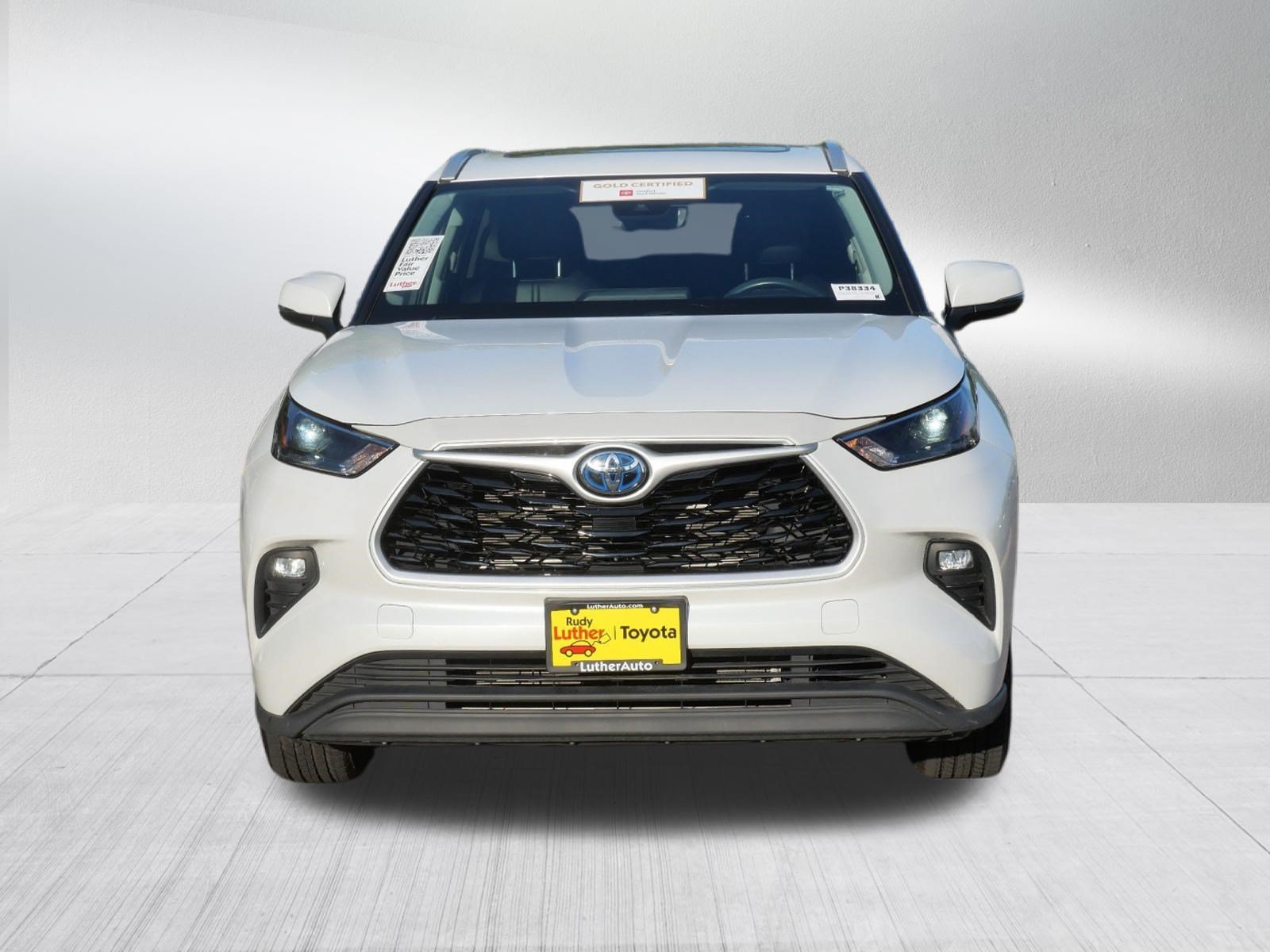 Used 2020 Toyota Highlander Limited with VIN 5TDDZRBHXLS006680 for sale in Golden Valley, Minnesota