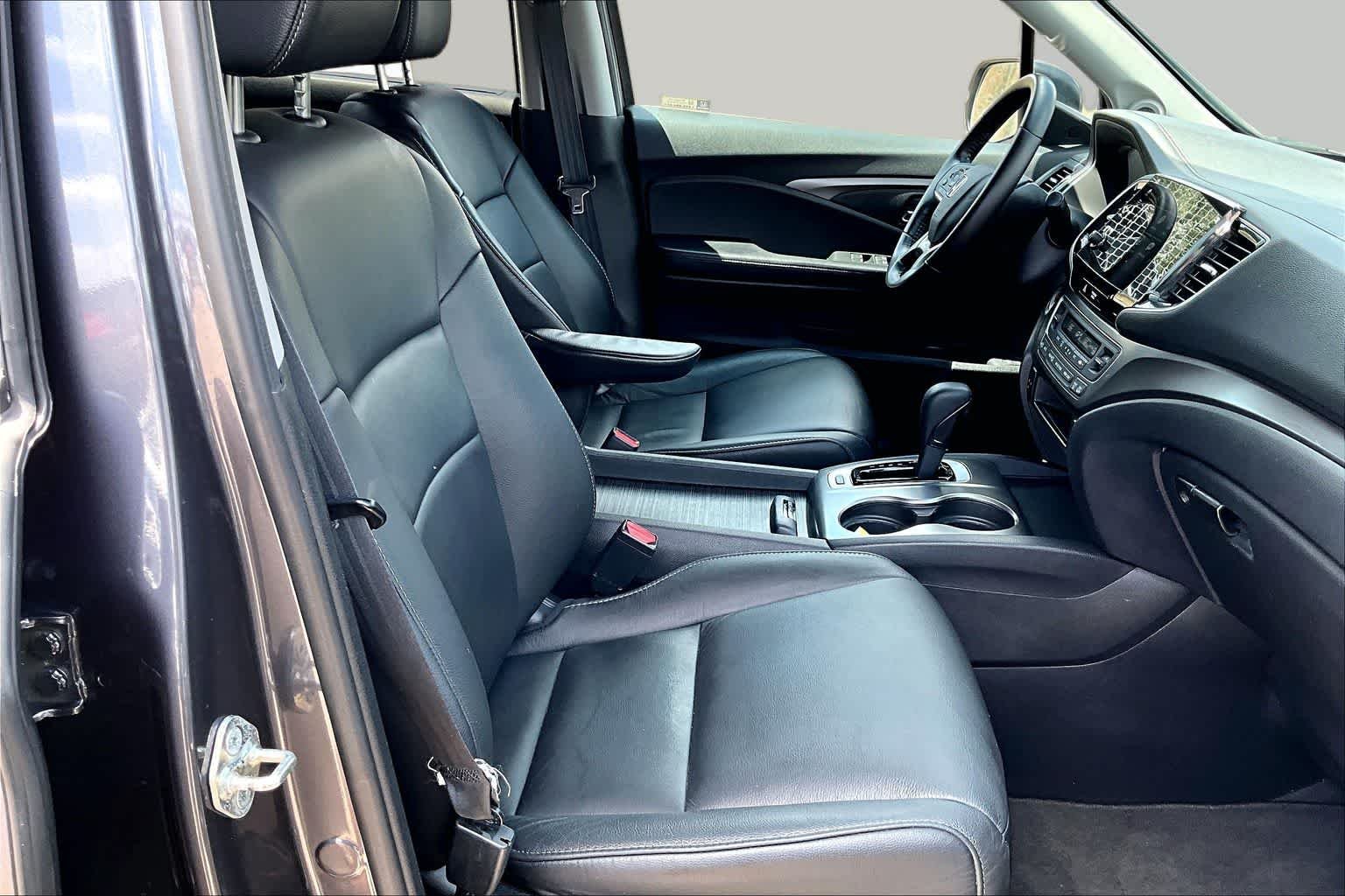 Used 2019 Modern Steel Metallic Honda EX-L image 9