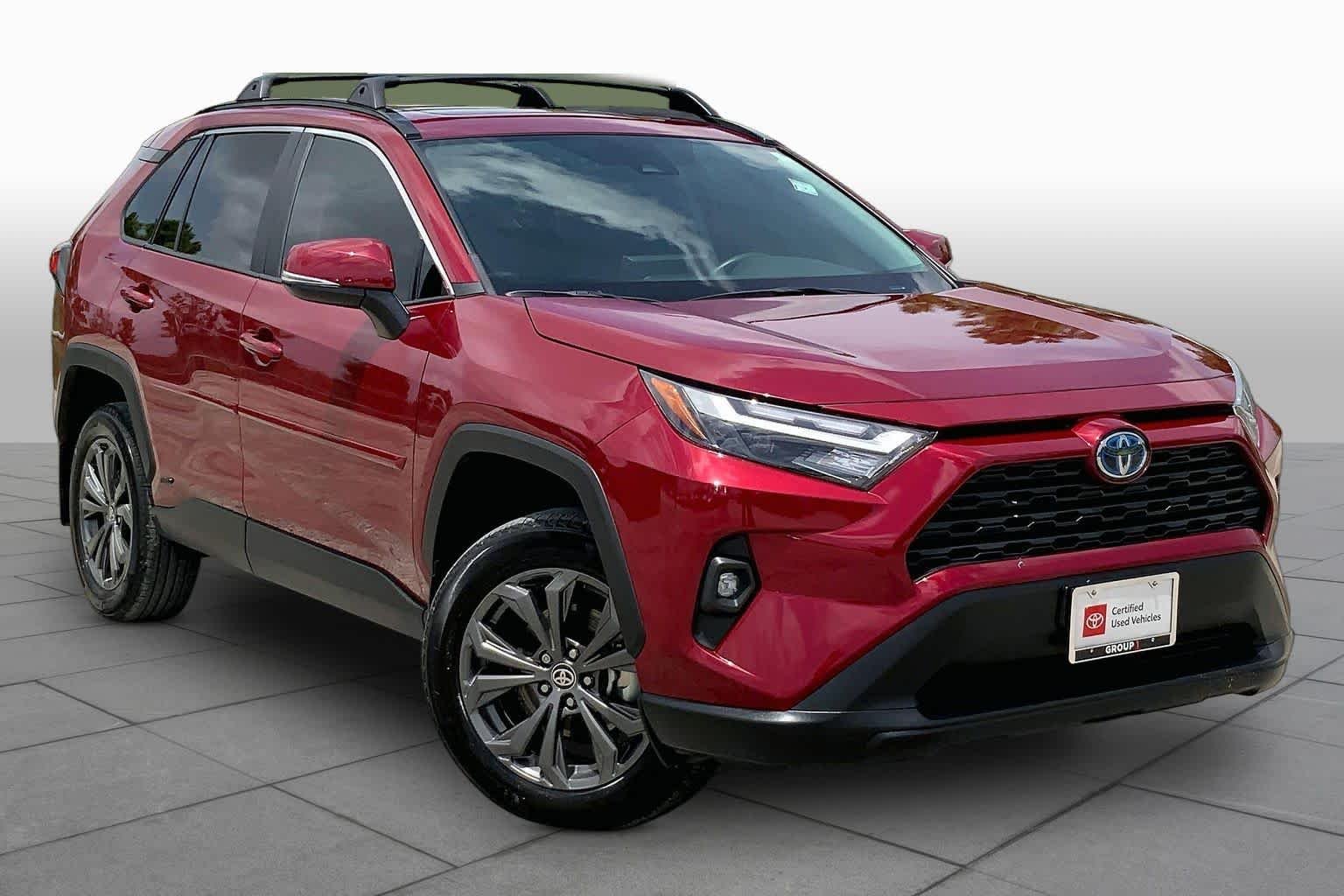 Used 2024 Ruby Flare Pearl Toyota Hybrid XLE Premium image 3