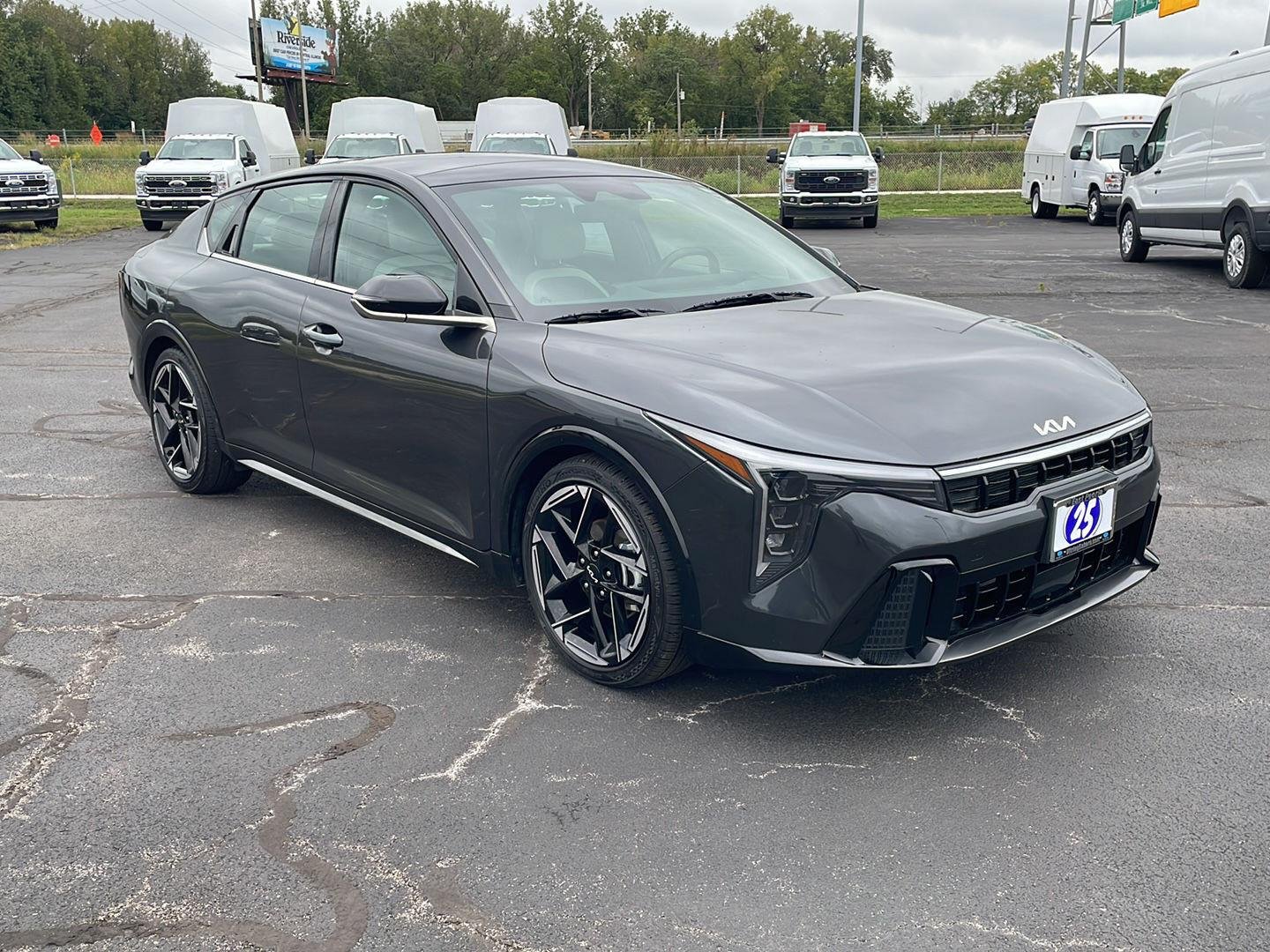 Used 2025 Gray Kia GT-Line image 7