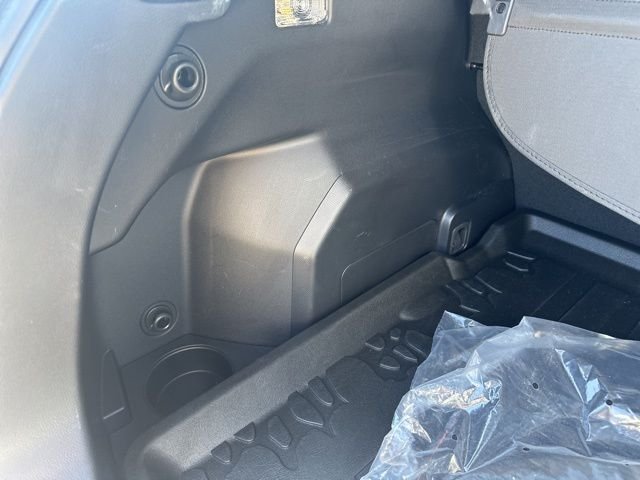 Used 2025 Gray Subaru Limited image 9