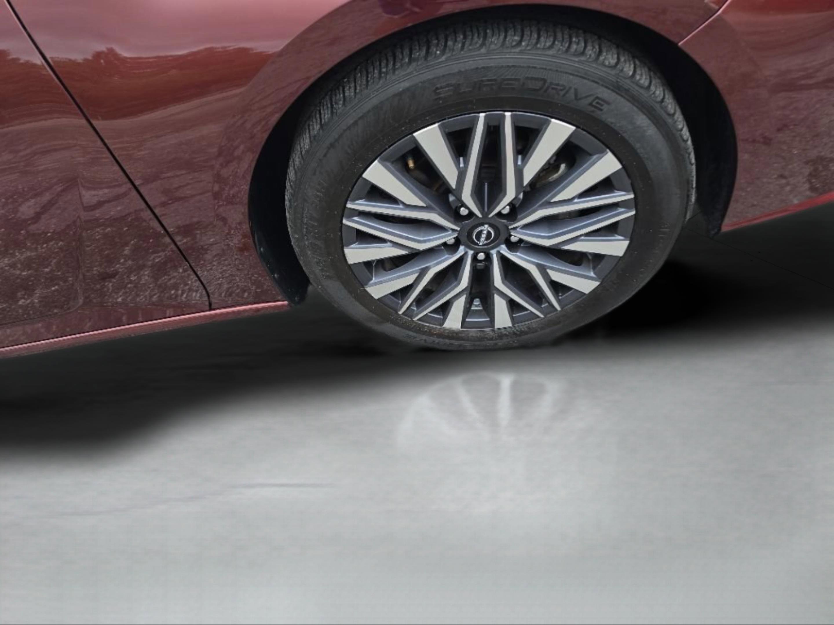 Used 2023 Red/red Nissan 2.5 SV image 34