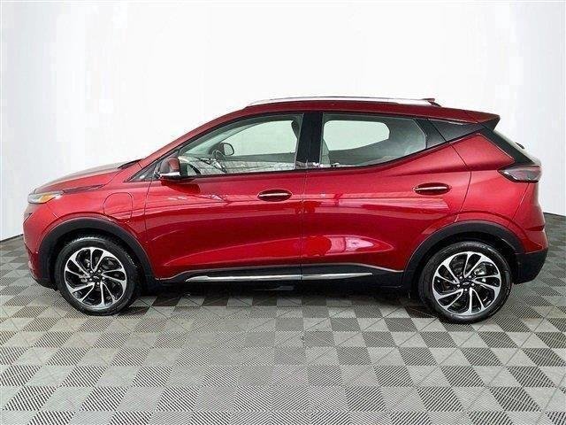 Used 2022 Cherry Red Tintcoat Chevrolet Premier image 4