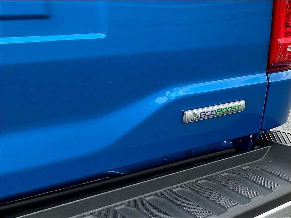 Certified Used 2021 Velocity Blue Metallic Ford XLT image 28