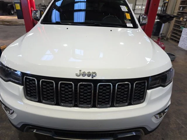 Used 2022 White Jeep Limited image 12