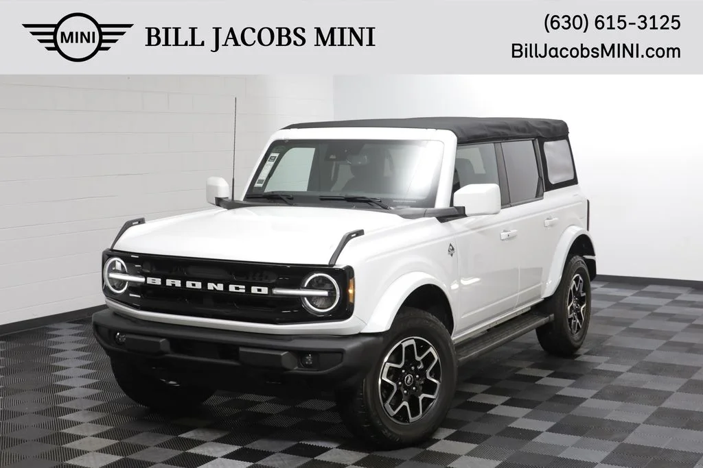 2023 Ford Bronco Outer Banks 4x4's photo