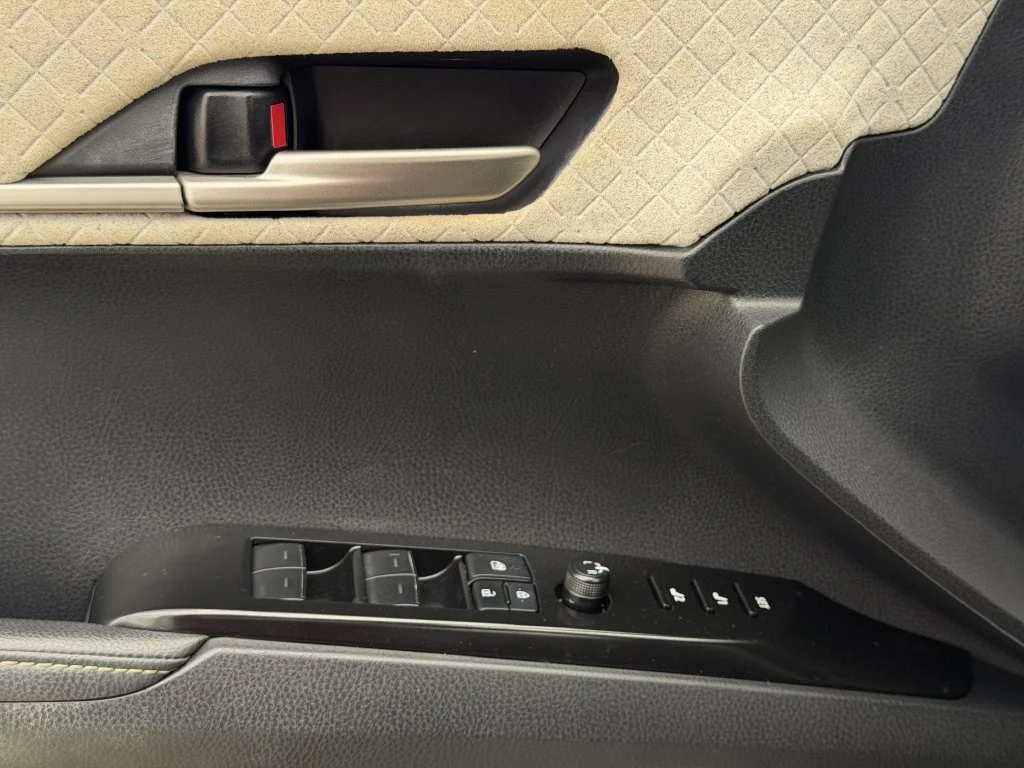 Used 2025 Beige Toyota XLE image 22