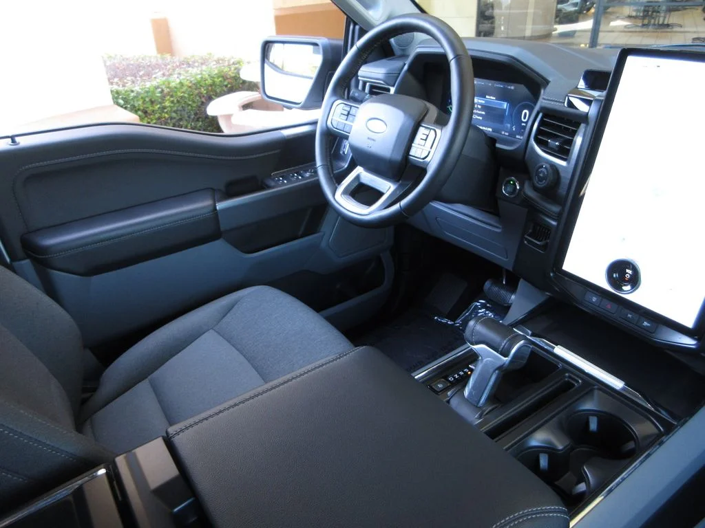 Certified Used 2024 Oxford White Ford Flash image 22