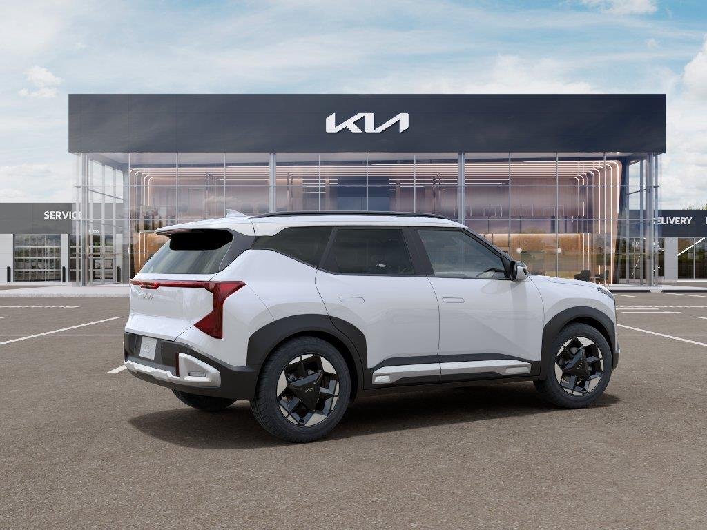 New 2027 Snow White Pearl Kia EX image 6